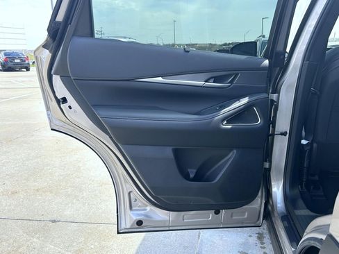 New 2026 INFINITI QX60 Luxe w/ Cargo Package AWD/4WD image 21