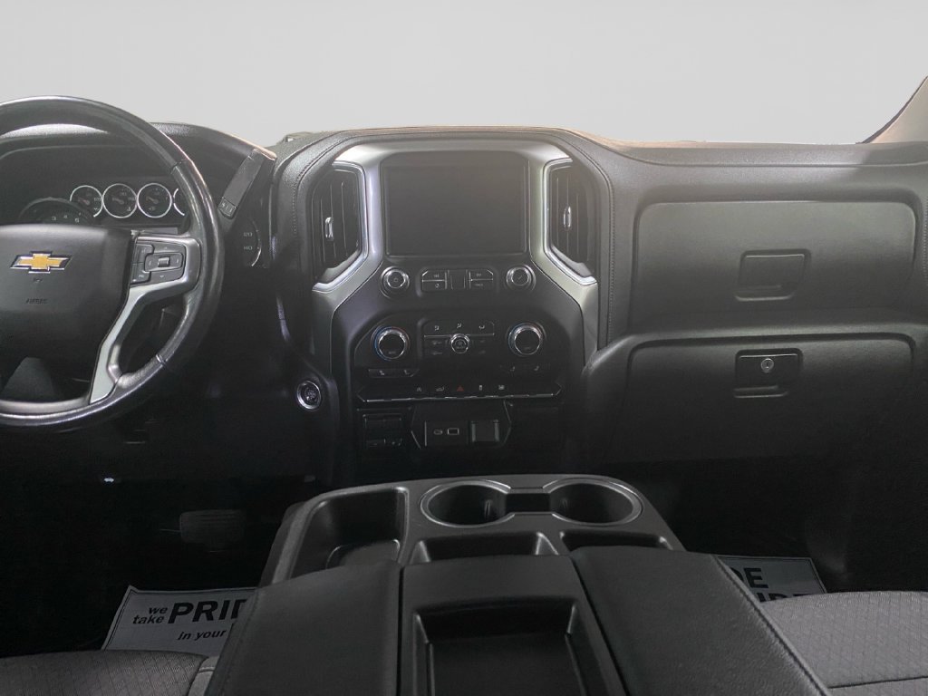 Used 2021 Chevrolet Silverado 1500 LT AWD/4WD image 17