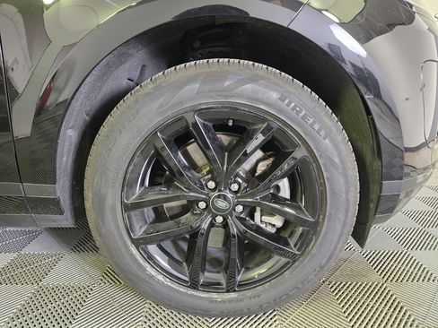 Used 2025 Land Rover Range Rover Evoque S image 2