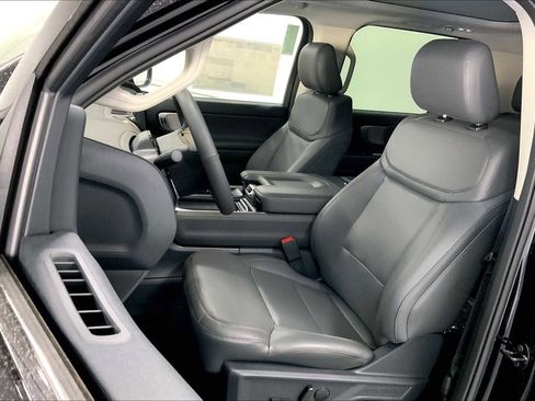 New 2025 Ford Expedition Active image 9