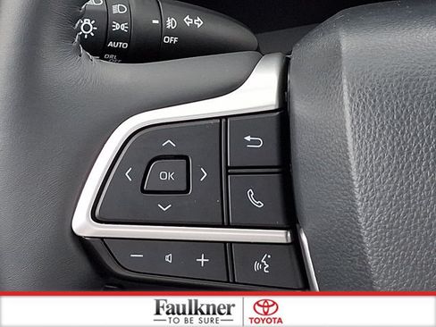Certified 2025 Toyota Highlander Limited AWD/4WD image 21