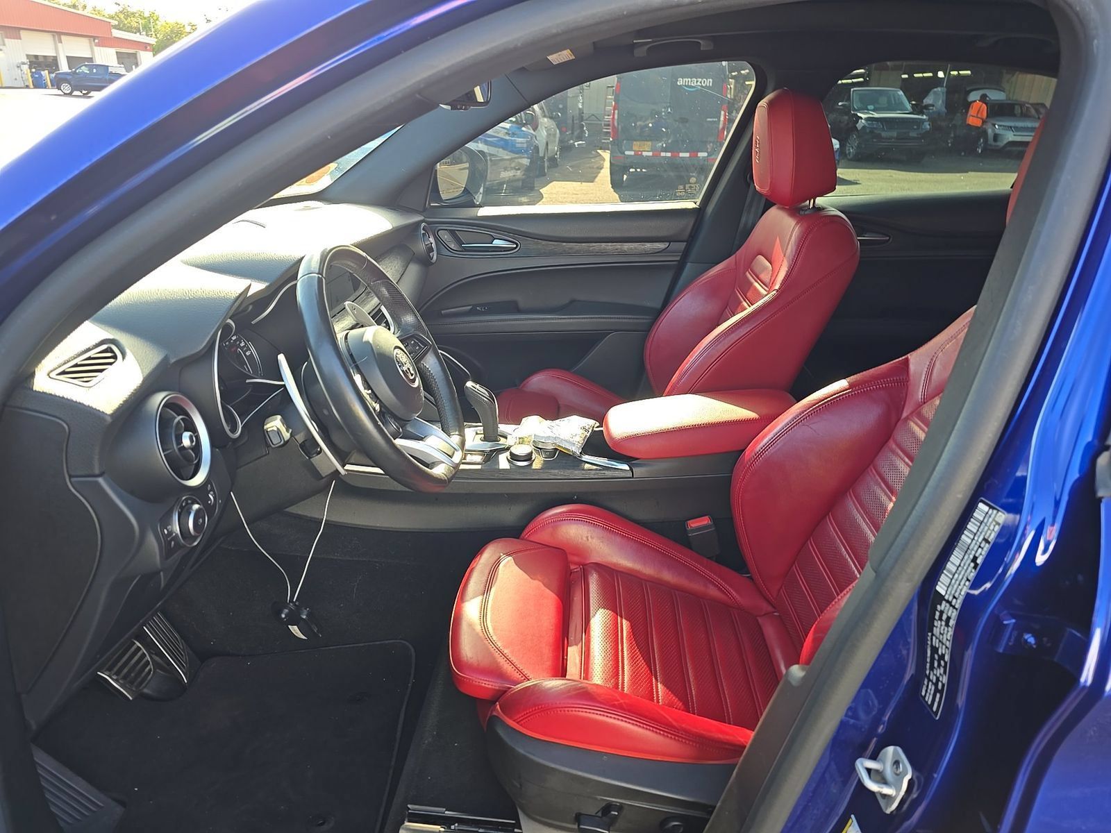 Used 2023 Alfa Romeo Stelvio Sprint RWD image 3