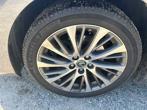 Used 2019 Lexus ES 350 w/ Premium Package FWD image 8