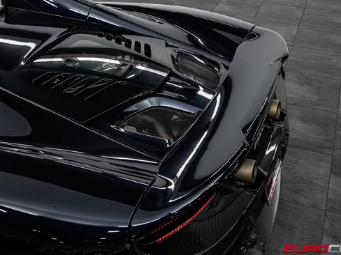 Used 2016 McLaren 675LT Spider image 26