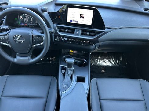 Used 2024 Lexus UX 250h FWD image 15