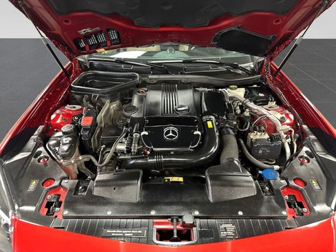 Used 2015 Mercedes-Benz SLK 250 w/ Premium Package image 24
