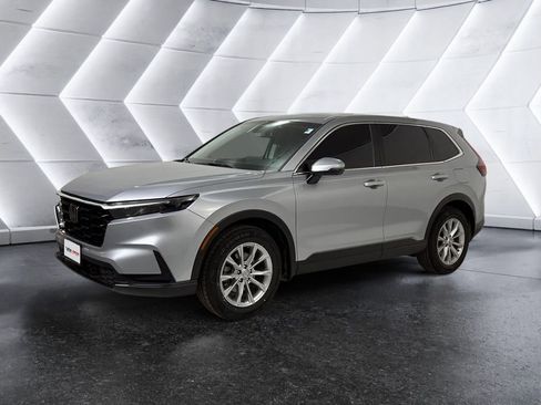Used 2024 Honda CR-V EX image 3