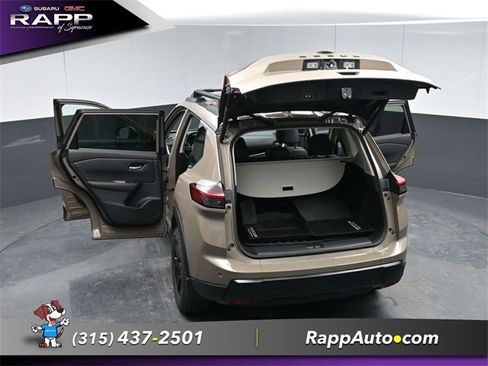 Used 2025 Nissan Rogue SV w/ Rock Creek Premium Package image 29