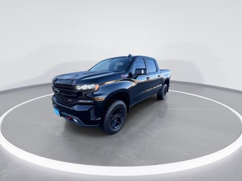 Used 2020 Chevrolet Silverado 1500 LT Trail Boss image 4