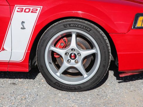 Used 1999 Ford Mustang Cobra RWD image 22