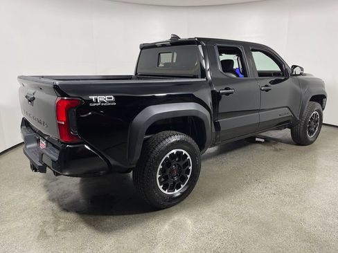 New 2026 Toyota Tacoma TRD Off-Road image 3
