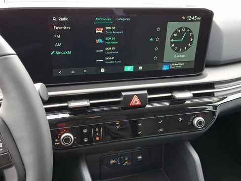 New 2026 Kia Sportage LX image 12