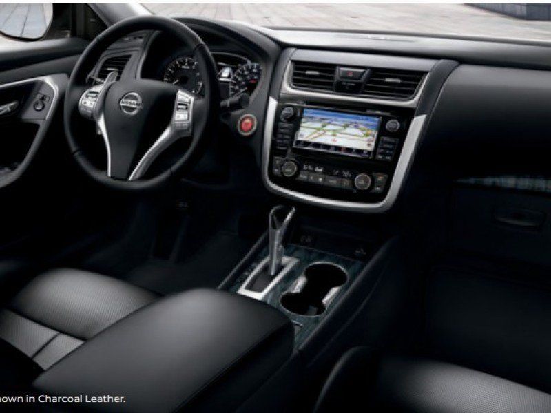 Used 2018 Nissan Altima 2.5 SR FWD image 3
