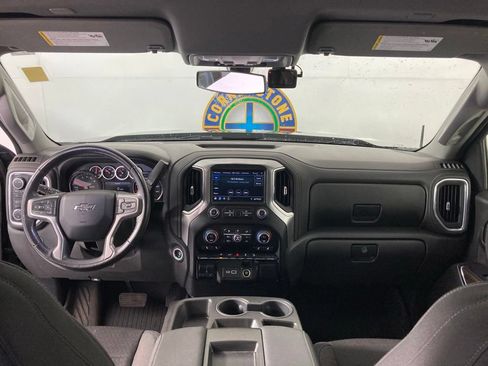 Used 2022 Chevrolet Silverado 1500 RST AWD/4WD image 9