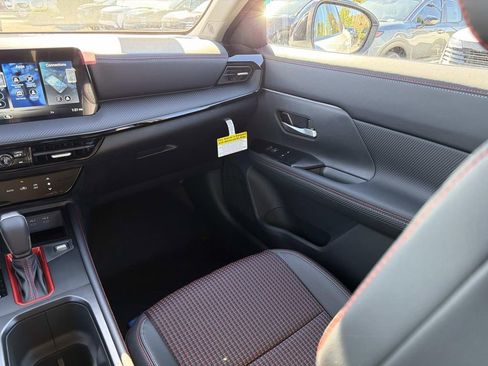 New 2026 Nissan Kicks SR FWD image 16