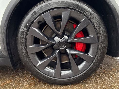 Used 2023 Tesla Model X Plaid image 20