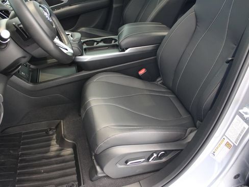 New 2026 Acura RDX SH-AWD image 9