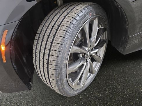 Used 2020 Lexus RC 350 F Sport image 36