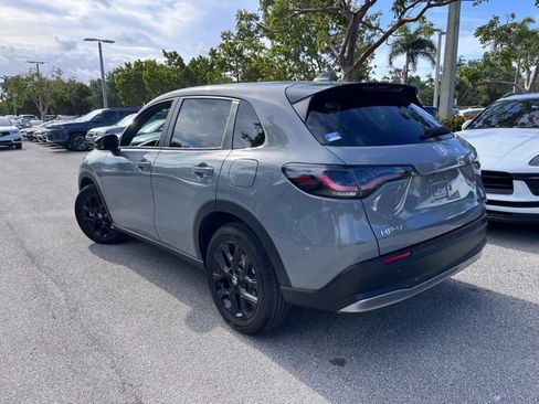 Used 2025 Honda HR-V Sport image 2