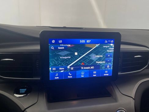 Used 2023 Ford Explorer XLT w/ Equipment Group 202A AWD/4WD image 67