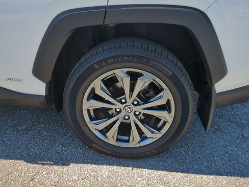 Used 2022 Toyota RAV4 Limited image 4