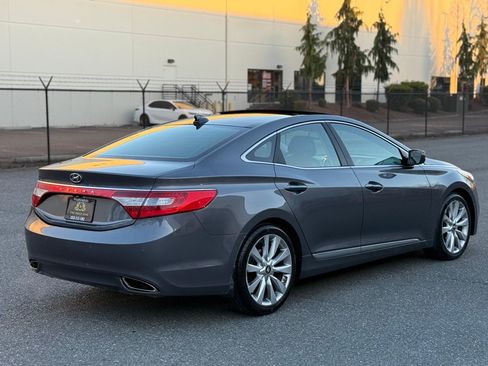 Used 2013 Hyundai Azera w/ Technology Pkg FWD image 7