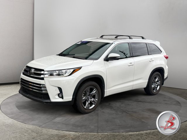 Used 2019 Toyota Highlander Limited Platinum AWD/4WD image 3