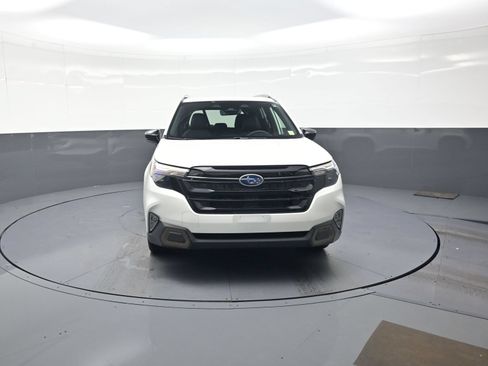 Used 2025 Subaru Forester Sport AWD/4WD image 8
