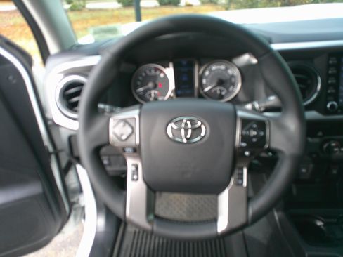 Used 2023 Toyota Tacoma SR5 image 19