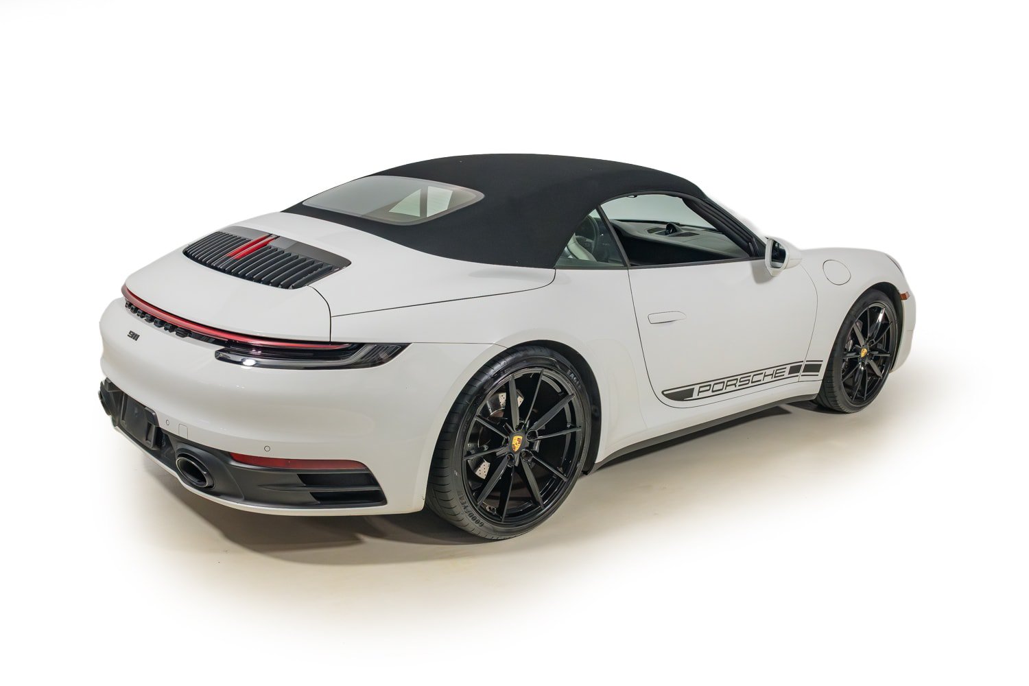 Used 2022 Porsche 911 Carrera RWD image 18