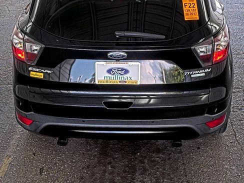 Used 2017 Ford Escape Titanium FWD image 9