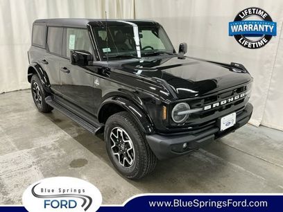 New 2026 Ford Bronco Outer Banks