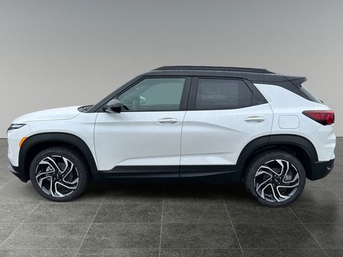 New 2025 Chevrolet TrailBlazer RS w/ Convenience Package image 4