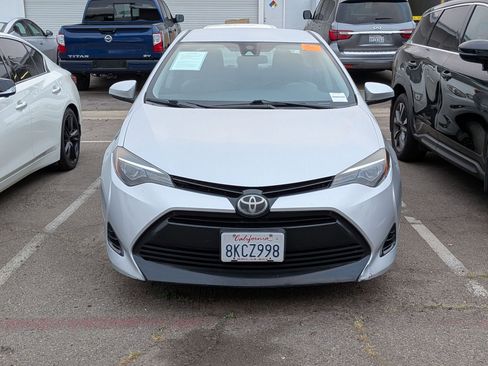 Used 2017 Toyota Corolla LE image 3