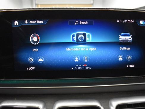 Used 2021 Mercedes-Benz GLE 450 4MATIC image 25