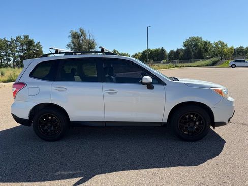 Used 2015 Subaru Forester 2.5i Limited AWD/4WD image 4