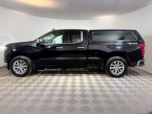 Used 2020 Chevrolet Silverado 1500 LTZ w/ LTZ Plus Package AWD/4WD image 3