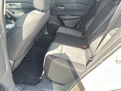 Used 2025 Nissan Rogue SV AWD/4WD image 21
