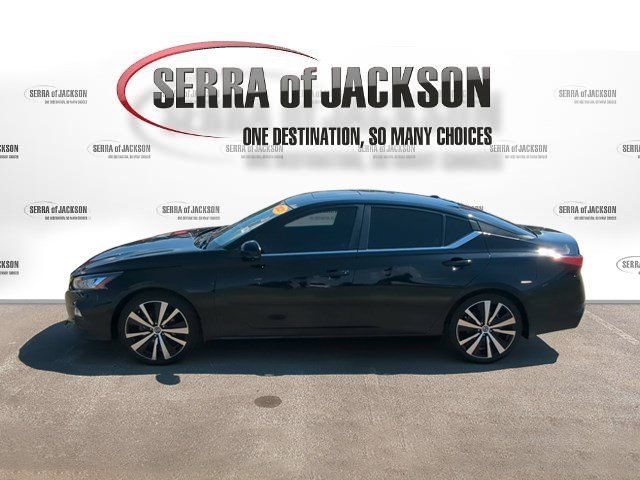 Used 2021 Nissan Altima 2.5 SR w/ SR Premium Package FWD image 5