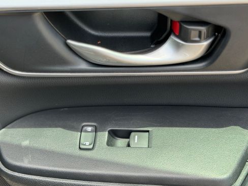 Used 2022 Honda CR-V EX-L image 19