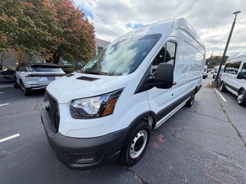 New 2026 Ford Transit 350 Base image 3