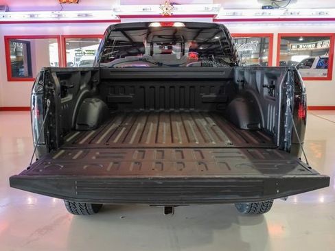 Used 2017 Ford F150 XLT w/ Equipment Group 302A Luxury image 8