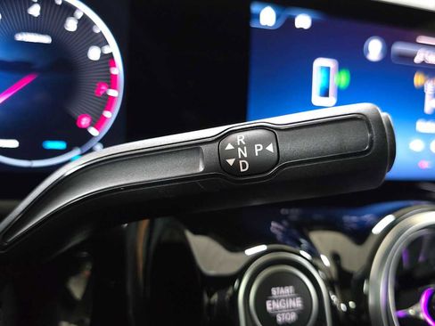 Used 2026 Mercedes-Benz GLA 250 4MATIC image 35