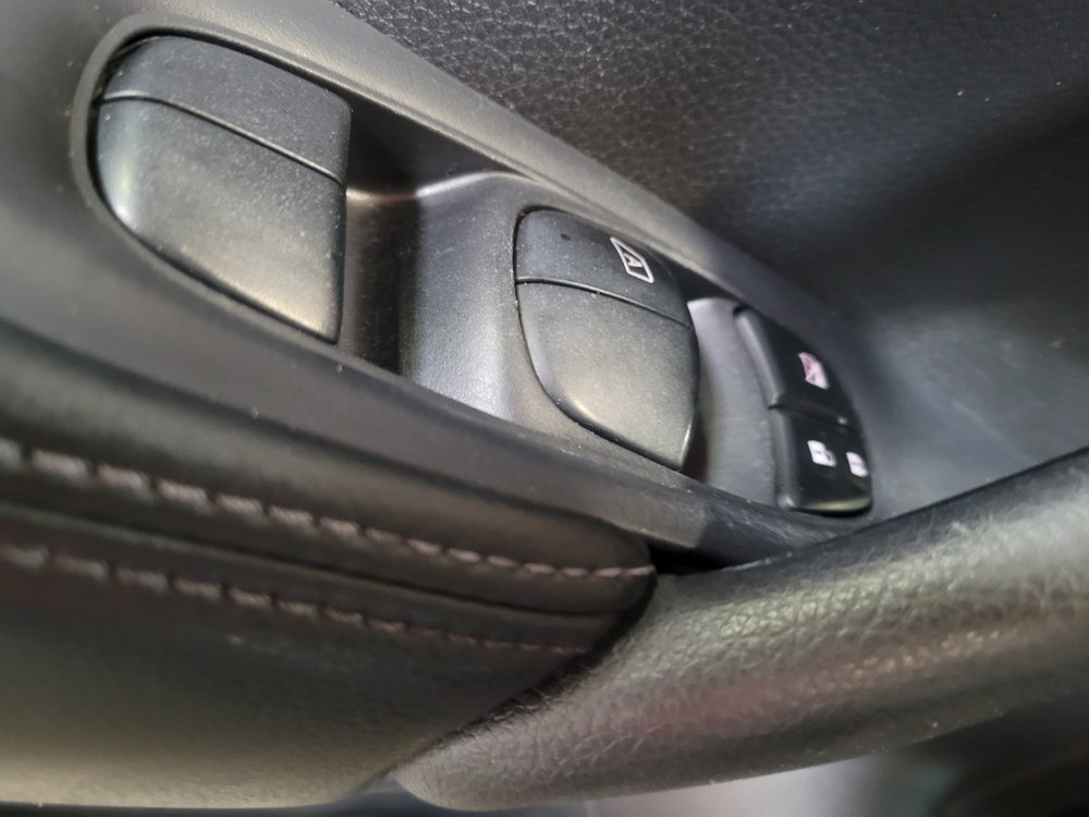 Used 2014 Nissan Rogue SL AWD/4WD image 27