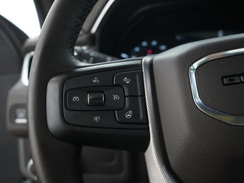 Used 2023 GMC Yukon Denali AWD/4WD image 28