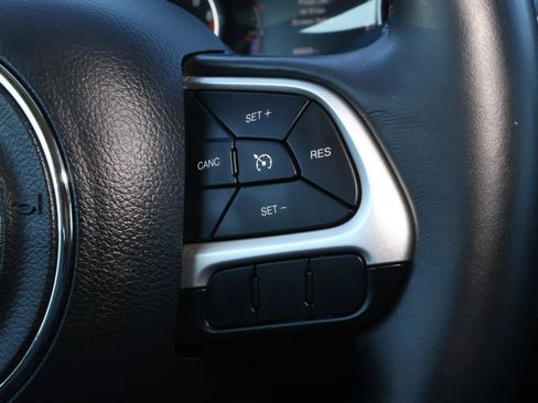 Used 2017 Jeep Compass Latitude w/ Popular Equipment Group image 25