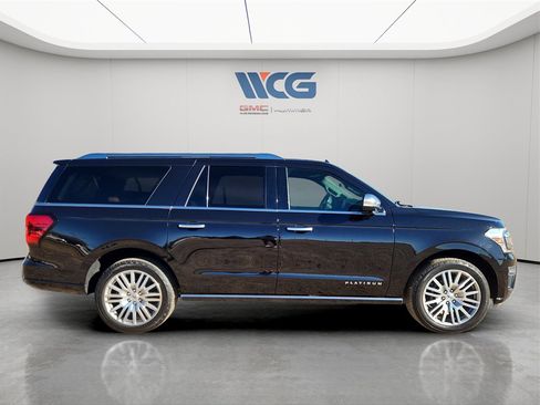 Used 2022 Ford Expedition Max Platinum image 3