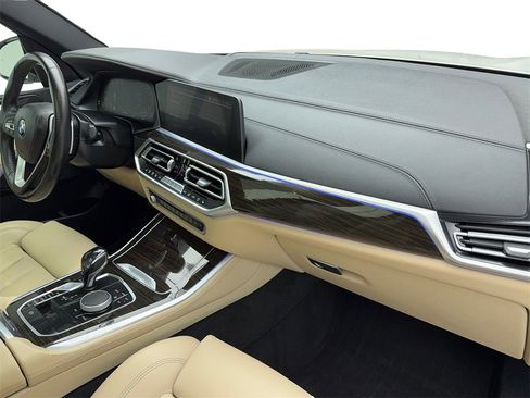 Used 2020 BMW X5 sDrive40i w/ Premium Package image 50