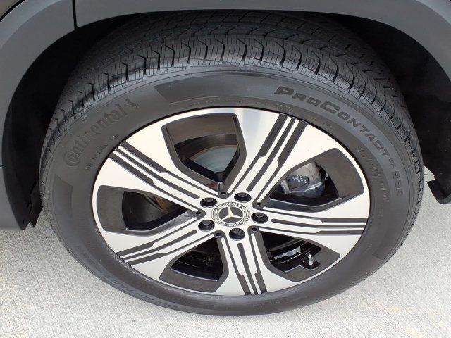 Used 2024 Mercedes-Benz EQB 350 4MATIC SUV w/ Winter Package image 24