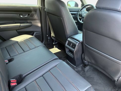 Used 2026 Honda CR-V Sport-L image 11